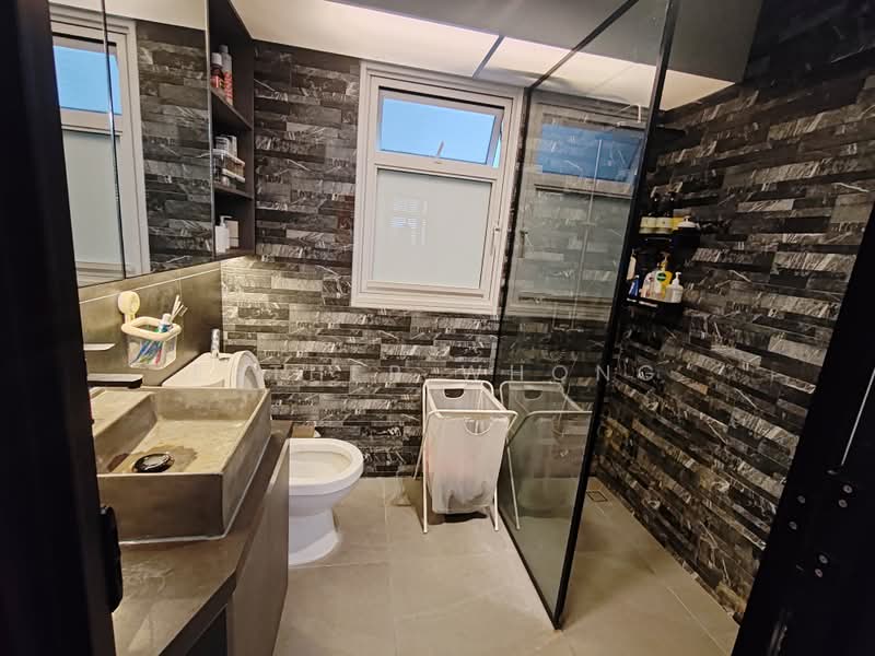 626A Tampines Street 61, 626A Tampines Street 61, 3 Bedrooms, 1,216 sqft, HDB Flat For Sale, by Esther Whong, 500220238 - Bathroom - PropertyGuru.com.sg