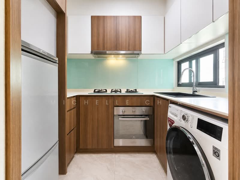 Kingsford Waterbay, 68 Upper Serangoon View, 4 Bedrooms, 1,023 sqft, Condominium For Sale, by Michelle Chia, 500220240 - Enclosed kitchen - PropertyGuru.com.sg