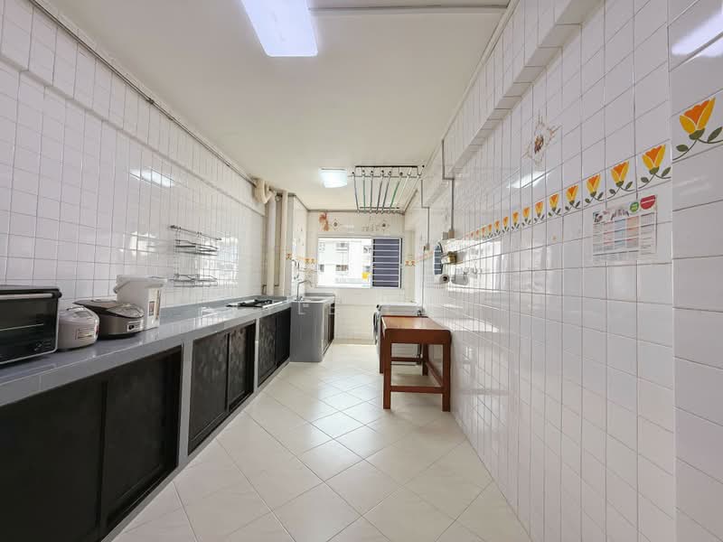 207 Bukit Batok Street 21, 207 Bukit Batok Street 21, 3 Bedrooms, 104 sqft, HDB Flat For Sale, by Kyle Low, 500220242 - Kitchen - PropertyGuru.com.sg