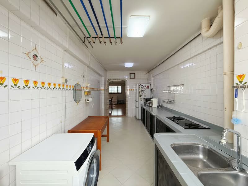 207 Bukit Batok Street 21, 207 Bukit Batok Street 21, 3 Bedrooms, 104 sqft, HDB Flat For Sale, by Kyle Low, 500220242 - Kitchen - PropertyGuru.com.sg