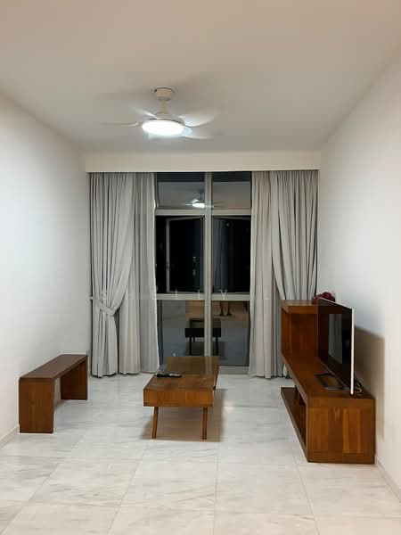 The Bayshore, 22 Bayshore Road, 2 Bedrooms, 1,012 sqft, Condominium For Rent, by Shelly Li, 500220252 - Living Room - PropertyGuru.com.sg