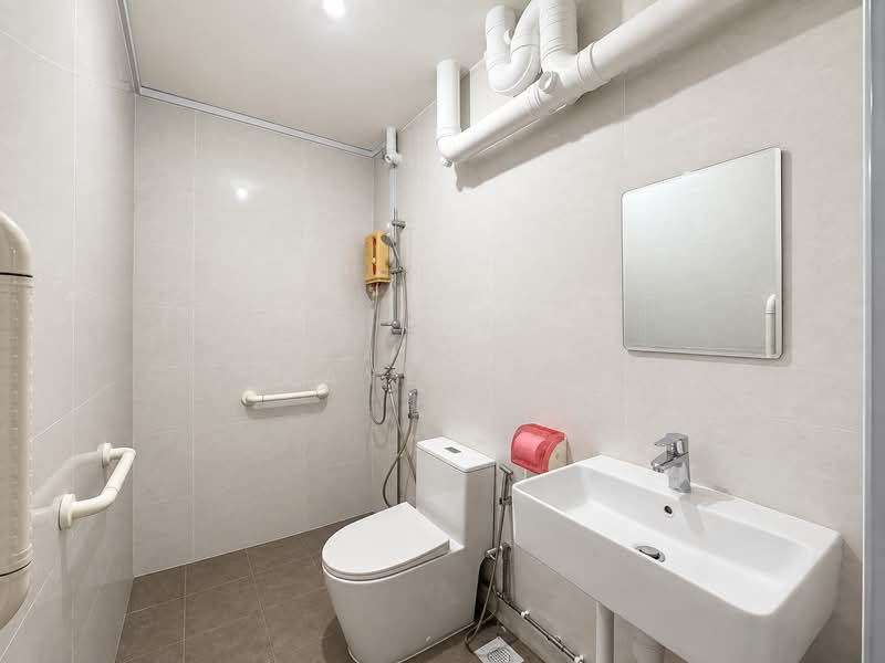 290D Bukit Batok East Avenue 3, 290D Bukit Batok East Avenue 3, Room Rental, 140 sqft, HDB Flat For Rent, by Kaye Poh, 500220254 - Bathroom - PropertyGuru.com.sg