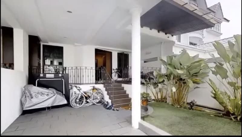Flower road, Flower road, Hougang / Punggol / Sengkang, 5 Bedrooms, 2,700 sqft, Terraced House For Sale, by Fann Fan, 500220262 - Exterior - PropertyGuru.com.sg