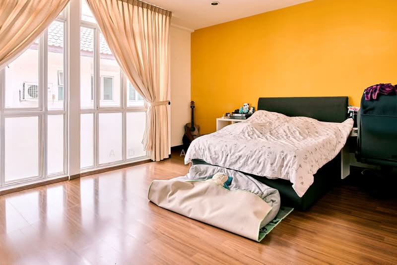 Chuan Drive, Chuan Drive, 5 Bedrooms, 4,412 sqft, Corner Terrace For Sale, by Adrian Tan, 500220266 - Bedroom - PropertyGuru.com.sg