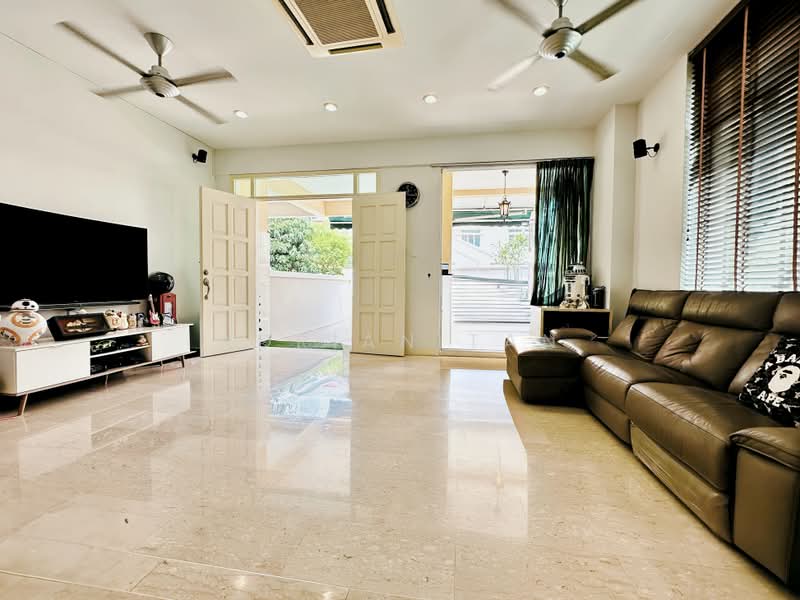 Chuan Drive, Chuan Drive, 5 Bedrooms, 4,412 sqft, Corner Terrace For Sale, by Adrian Tan, 500220266 - Living Room - PropertyGuru.com.sg