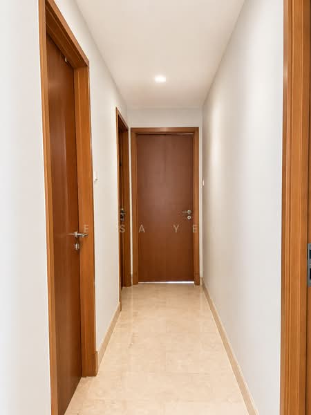 Changi Rise Condo, 10 Simei Rise, 3 Bedrooms, 1,130 sqft, Condominium For Sale, by Elsa Yeo, 500220279 - Corridor - PropertyGuru.com.sg