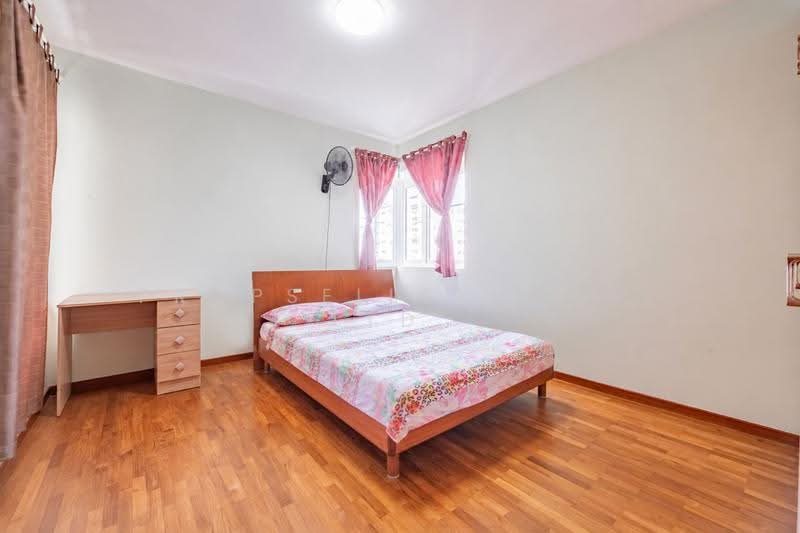The Floravale, 242 Westwood Avenue, Boon Lay / Jurong / Tuas, 3 Bedrooms, 1,238 sqft, Executive Condominium For Sale, by KOH YONG JIAN, 500220282 - Bedroom - PropertyGuru.com.sg