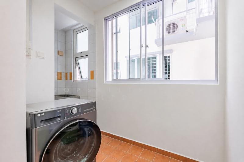The Floravale, 242 Westwood Avenue, Boon Lay / Jurong / Tuas, 3 Bedrooms, 1,238 sqft, Executive Condominium For Sale, by KOH YONG JIAN, 500220282 - Interior - PropertyGuru.com.sg