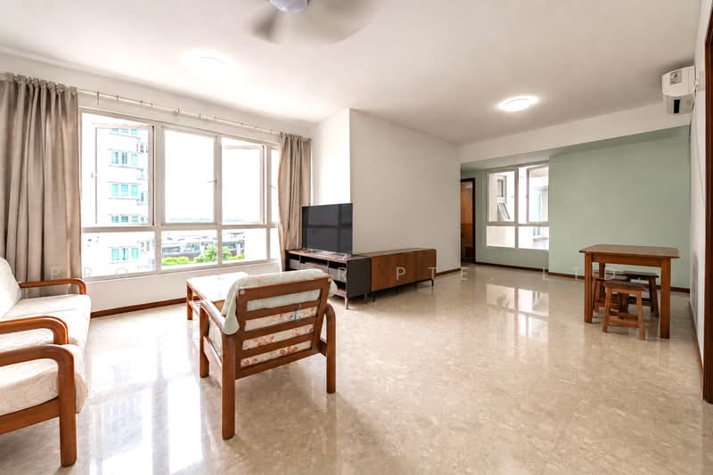 The Floravale, 242 Westwood Avenue, Boon Lay / Jurong / Tuas, 3 Bedrooms, 1,238 sqft, Executive Condominium For Sale, by KOH YONG JIAN, 500220282 - Living Room - PropertyGuru.com.sg