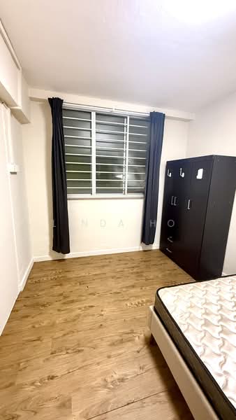 374 Bukit Batok Street 31, 374 Bukit Batok Street 31, 2 Bedrooms, 689 sqft, HDB Flat For Rent, by Linda Ho, 500220283 - Bedroom - PropertyGuru.com.sg