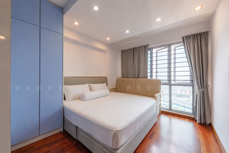 The Madeira, 50 Bukit Batok Street 31, 2 Bedrooms, 936 sqft, Condominium For Sale, by ADNIX LIU, 500220290 - Bedroom - PropertyGuru.com.sg