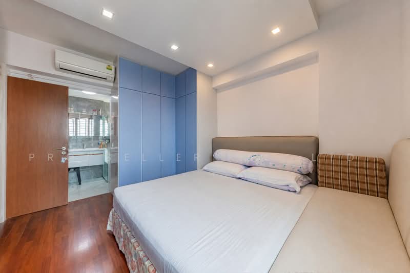 The Madeira, 50 Bukit Batok Street 31, 2 Bedrooms, 936 sqft, Condominium For Sale, by ADNIX LIU, 500220290 - Bedroom - PropertyGuru.com.sg