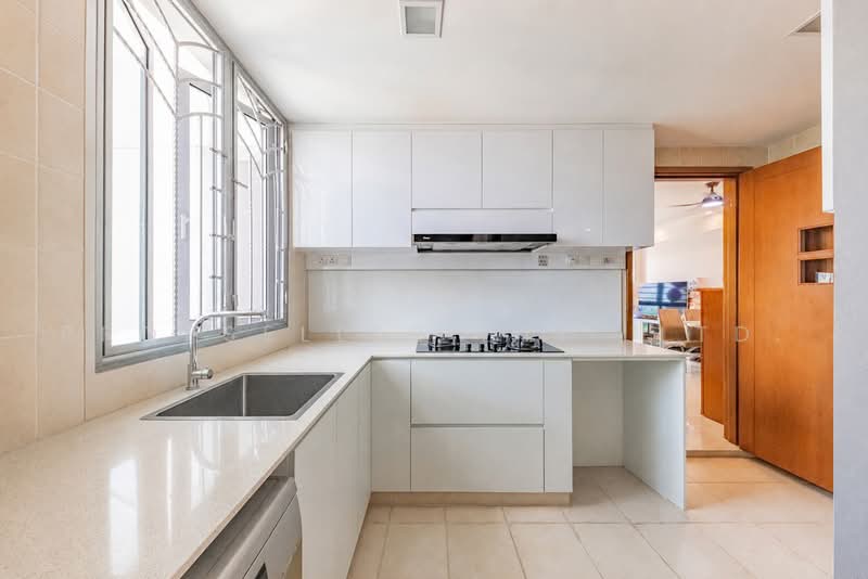 The Madeira, 50 Bukit Batok Street 31, 2 Bedrooms, 936 sqft, Condominium For Sale, by ADNIX LIU, 500220290 - Kitchen - PropertyGuru.com.sg