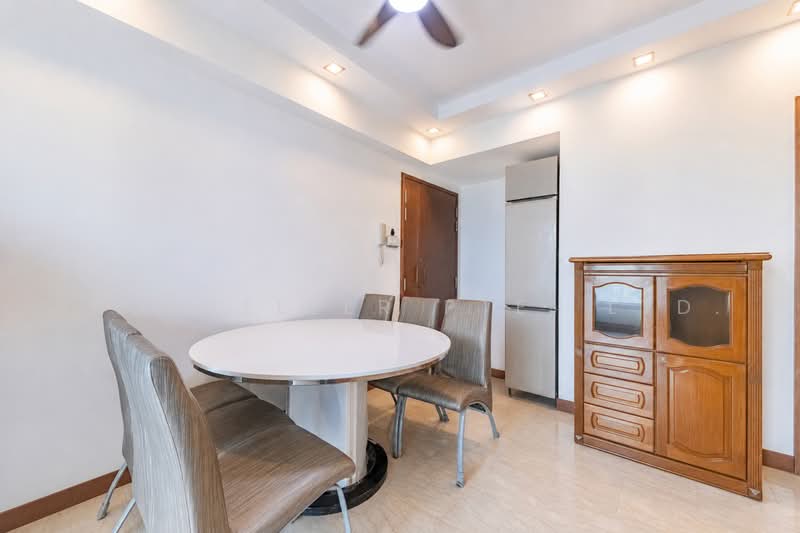 The Madeira, 50 Bukit Batok Street 31, 2 Bedrooms, 936 sqft, Condominium For Sale, by ADNIX LIU, 500220290 - Dining Room - PropertyGuru.com.sg