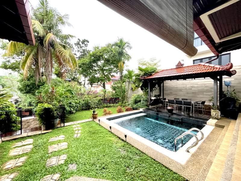 Wide Frontage FH Detached With Pool, In A Tranquil Neighbourhood!, Upper Bukit Timah/ Chestnut/ Hillview, 6 Bedrooms, 4,305 sqft, Detached House For Sale, by Wil Ng, 500220308 - Garden - PropertyGuru.com.sg