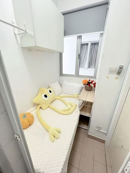 Kerrisdale, 30 Sturdee Road, Room Rental, 100 sqft, Condominium For Rent, by ling, 500220317 - Bedroom - PropertyGuru.com.sg