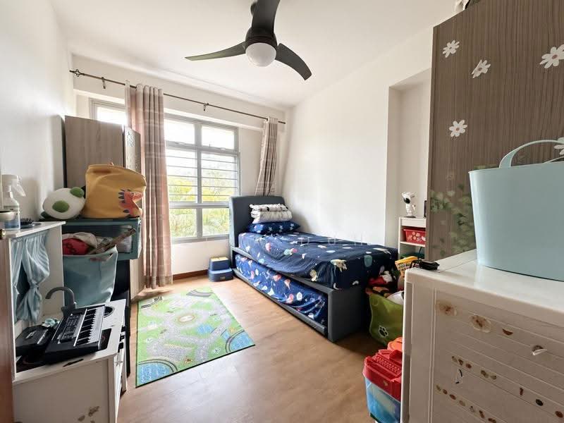 126D Canberra Street, 126D Canberra Street, Sembawang / Yishun, 3 Bedrooms, 1,001 sqft, HDB Flat For Sale, by Lina Duh, 500220320 - Bedroom - PropertyGuru.com.sg