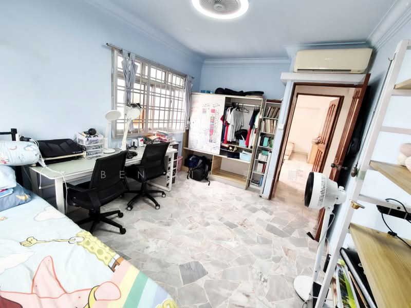 882 Woodlands Street 82, 882 Woodlands Street 82, 3 Bedrooms, 1,334 sqft, HDB Flat For Sale, by Ben XIA 夏天鹏, 500220328 - Bedroom - PropertyGuru.com.sg