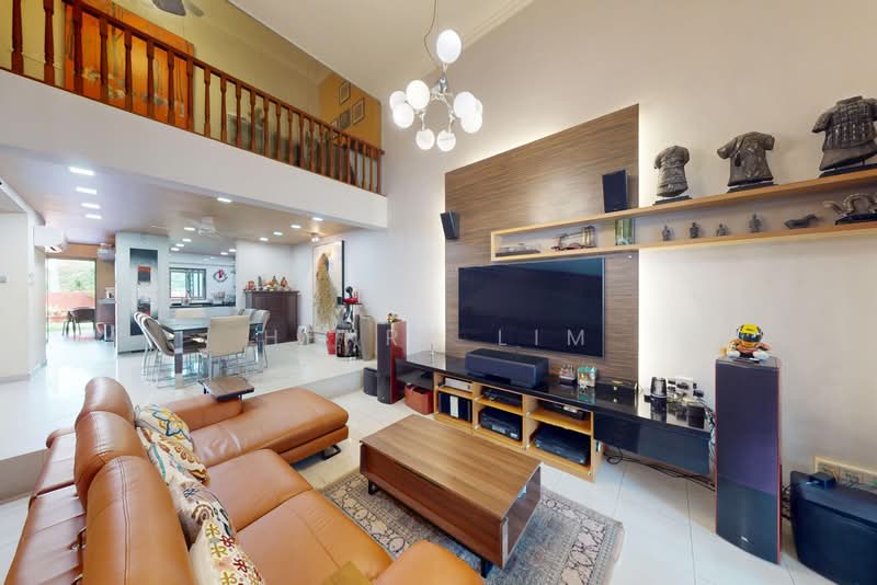 The Countryside, Countryside Walk, 4 Bedrooms, 2,800 sqft, Terraced House For Sale, by Henry Lim, 500220352 - Living Room - PropertyGuru.com.sg
