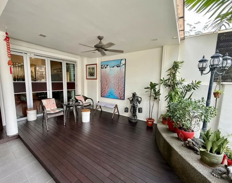 The Countryside, Countryside Walk, 4 Bedrooms, 2,800 sqft, Terraced House For Sale, by Henry Lim, 500220352 - Porch/ Garden - PropertyGuru.com.sg