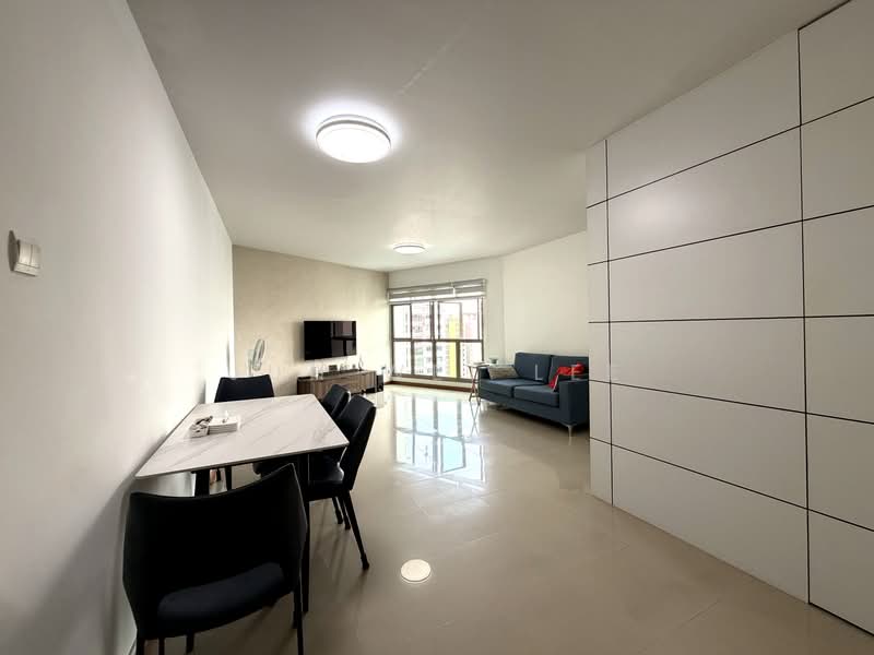 163A Punggol Central, 163A Punggol Central, 3 Bedrooms, 1,022 sqft, HDB Flat For Sale, by Jun Wei Lee, 500220355 - Living Room - PropertyGuru.com.sg