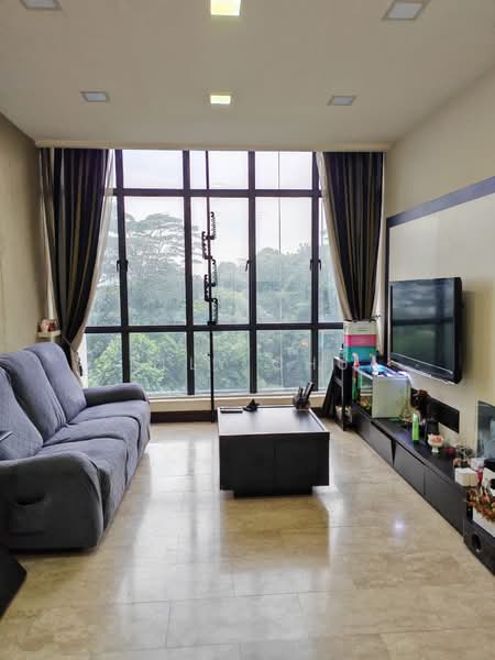 Regent Heights, 52 Bukit Batok East Avenue 5, 3 Bedrooms, 1,023 sqft, Condominium For Sale, by Kelly Chua, 500220375 - Living Room - PropertyGuru.com.sg