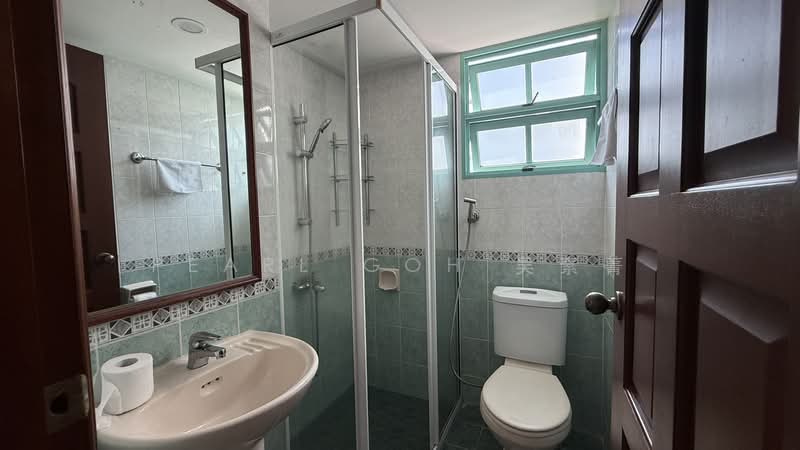 Ballota Park Condo, 152 Mariam Way, 4 Bedrooms, 1,345 sqft, Condominium For Rent, by Pearl Goh 吴素菁, 500220395 - Bathroom - PropertyGuru.com.sg