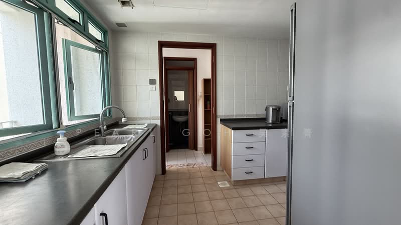 Ballota Park Condo, 152 Mariam Way, 4 Bedrooms, 1,345 sqft, Condominium For Rent, by Pearl Goh 吴素菁, 500220395 - Kitchen - PropertyGuru.com.sg