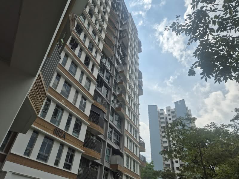 682A Edgedale Plains, 682A Edgedale Plains, 3 Bedrooms, 1,000 sqft, HDB Flat For Sale, by Lathiff Abdul, 500220406 - Exterior - PropertyGuru.com.sg