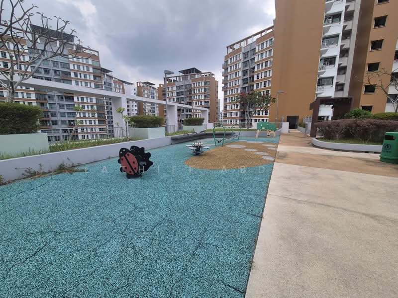 682A Edgedale Plains, 682A Edgedale Plains, 3 Bedrooms, 1,000 sqft, HDB Flat For Sale, by Lathiff Abdul, 500220406 - Exterior - PropertyGuru.com.sg