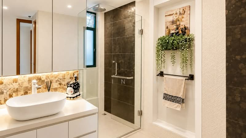 The Springbloom, 139 Serangoon Avenue 3, 3 Bedrooms, 1,452 sqft, Condominium For Sale, by Delvin Ong, 500220424 - Bathroom - PropertyGuru.com.sg