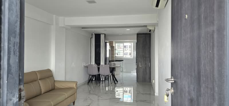 67 Marine Drive, 67 Marine Drive, 2 Bedrooms, 700 sqft, HDB Flat For Rent, by Gabriel Lim, 500220426 - Living Room pic 2 - PropertyGuru.com.sg