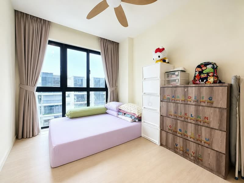 Riverparc Residence, 90 Punggol Drive, 3 Bedrooms, 2,067 sqft, Executive Condominium For Sale, by Kenny Loh, 500220440 - Common Bedroom - PropertyGuru.com.sg