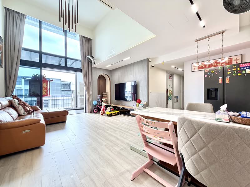 Riverparc Residence, 90 Punggol Drive, 3 Bedrooms, 2,067 sqft, Executive Condominium For Sale, by Kenny Loh, 500220440 - Living Room - PropertyGuru.com.sg
