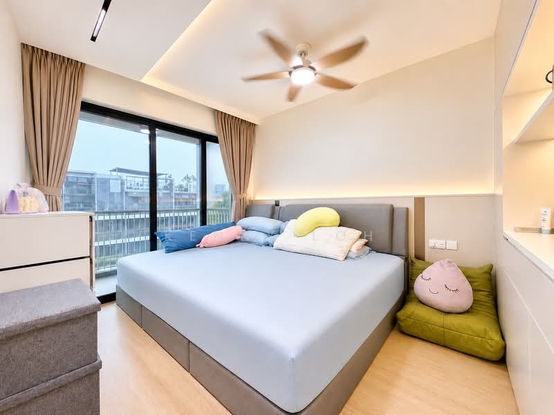 Riverparc Residence, 90 Punggol Drive, 3 Bedrooms, 2,067 sqft, Executive Condominium For Sale, by Kenny Loh, 500220440 - Master Bedroom - PropertyGuru.com.sg