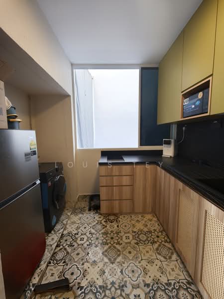 Tiong Bahru Estate, 58 Seng Poh Road, Room Rental, 99 sqft, Apartment For Rent, by Louis Tey, 500220443 - Kitchen - PropertyGuru.com.sg