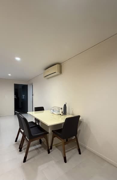 305C Anchorvale Link, 305C Anchorvale Link, 3 Bedrooms, 1,184 sqft, HDB Flat For Sale, by Katherine Ong, 500220445 - Dining Room - PropertyGuru.com.sg