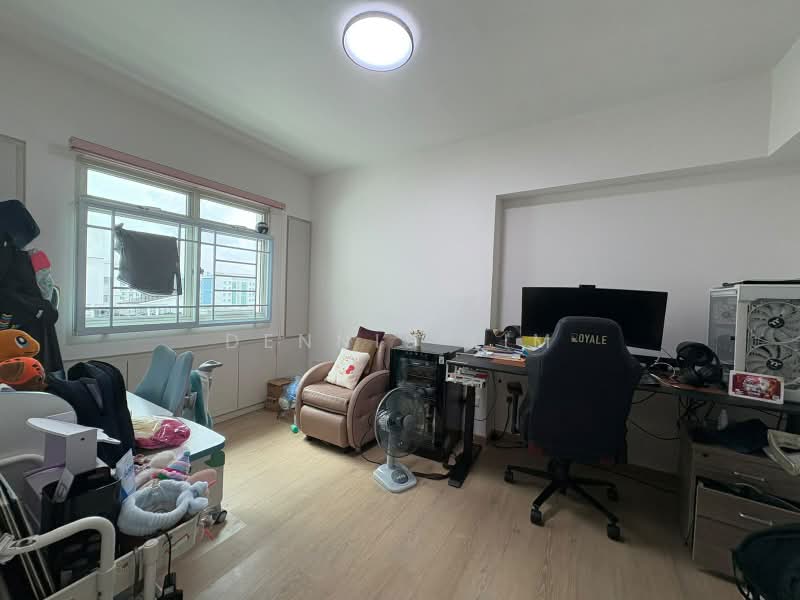 109A Edgedale Plains, 109A Edgedale Plains, 3 Bedrooms, 1,184 sqft, HDB Flat For Sale, by Dennis Lim, 500220456 - Study - PropertyGuru.com.sg