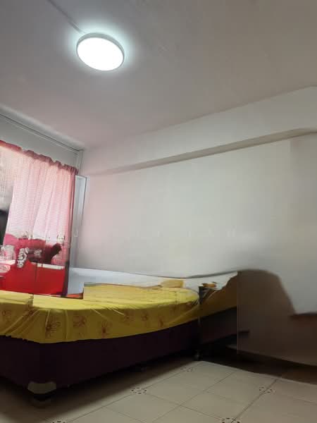 109 Serangoon North Avenue 1, 109 Serangoon North Avenue 1, 3 Bedrooms, 980 sqft, HDB Flat For Sale, by Jason Lam, 500220457 - Bedroom - PropertyGuru.com.sg