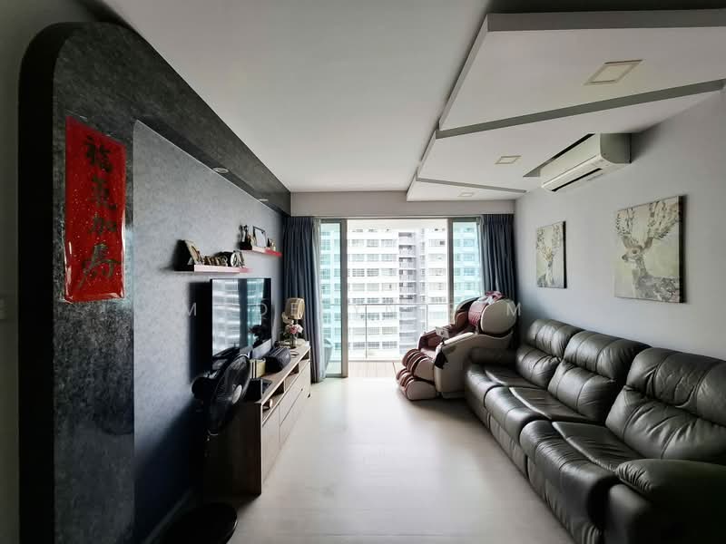 The Quartz, 51 Compassvale Bow, 3 Bedrooms, 1,076 sqft, Condominium For Sale, by Madelyn Sim, 500220458 - Living Room - PropertyGuru.com.sg