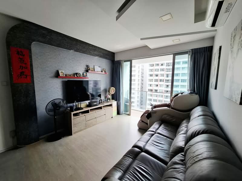 The Quartz, 51 Compassvale Bow, 3 Bedrooms, 1,076 sqft, Condominium For Sale, by Madelyn Sim, 500220458 - Living Room - PropertyGuru.com.sg