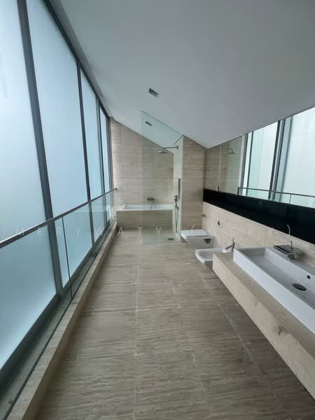 20 Cove Way, 20 sentosa Coveway, Harbourfront / Telok Blangah, 6 Bedrooms, 13,000 sqft, Bungalow House For Sale, by Merywaty (Mery), 500220460 - Bathroom - PropertyGuru.com.sg