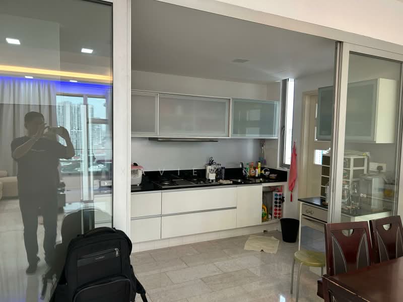 Kerrisdale, 30 Sturdee Road, Room Rental, 170 sqft, Condominium For Rent, by Xavier Ng, 500220468 - Kitchen - PropertyGuru.com.sg