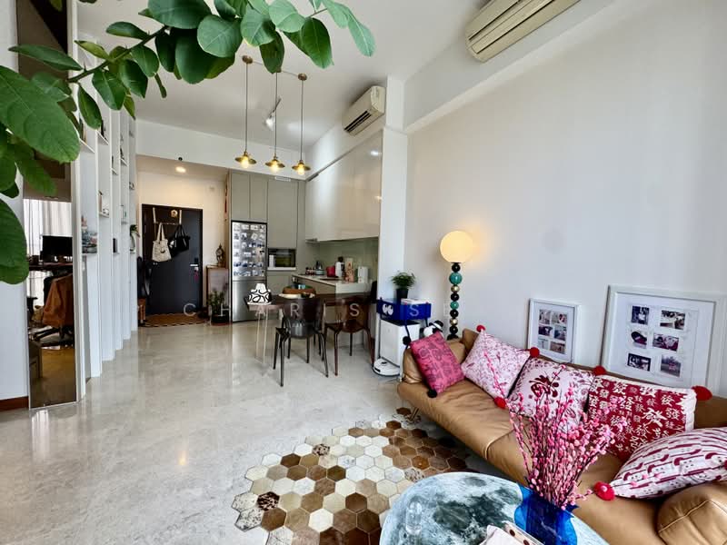 The Hillier, 2 Hillview Rise, 1 Bedroom, 517 sqft, Condominium For Sale, by Charis Seah, 500220475 - Living Room - PropertyGuru.com.sg