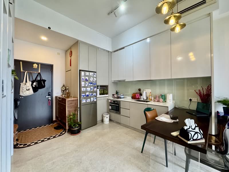 The Hillier, 2 Hillview Rise, 1 Bedroom, 517 sqft, Condominium For Sale, by Charis Seah, 500220475 - Kitchen - PropertyGuru.com.sg