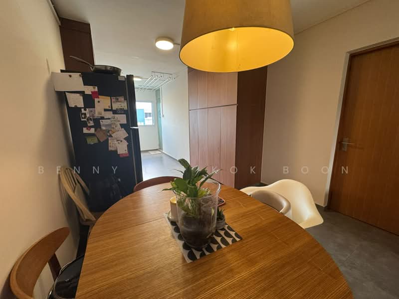 250 Bukit Batok East Avenue 5, 250 Bukit Batok East Avenue 5, 2 Bedrooms, 786 sqft, HDB Flat For Sale, by Benny Lim Kok Boon, 500220498 - Dining Room - PropertyGuru.com.sg