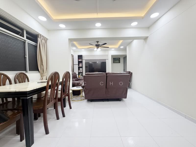 969 Hougang Street 91, 969 Hougang Street 91, 3 Bedrooms, 969 sqft, HDB Flat For Sale, by Eric Choy, 500220503 - Living Room - PropertyGuru.com.sg
