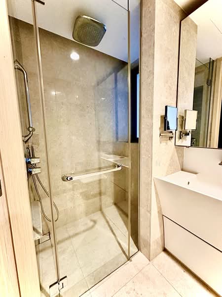 Cairnhill Nine, 9 Cairnhill Road, 2 Bedrooms, 1,044 sqft, Condominium For Rent, by Silvia Yang, 500220504 - PropertyGuru.com.sg