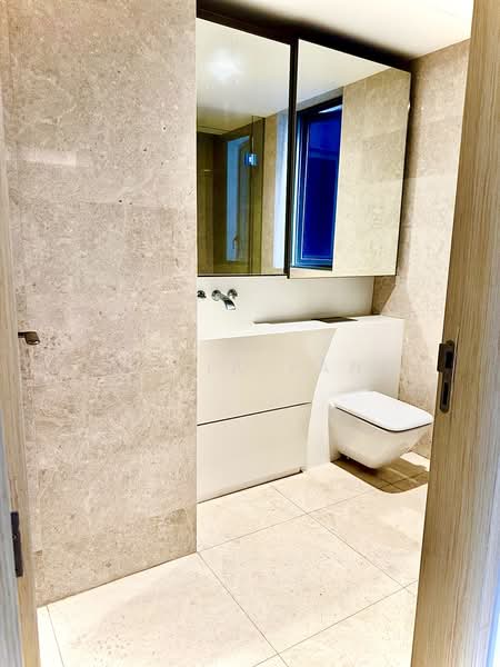 Cairnhill Nine, 9 Cairnhill Road, 2 Bedrooms, 1,044 sqft, Condominium For Rent, by Silvia Yang, 500220504 - PropertyGuru.com.sg