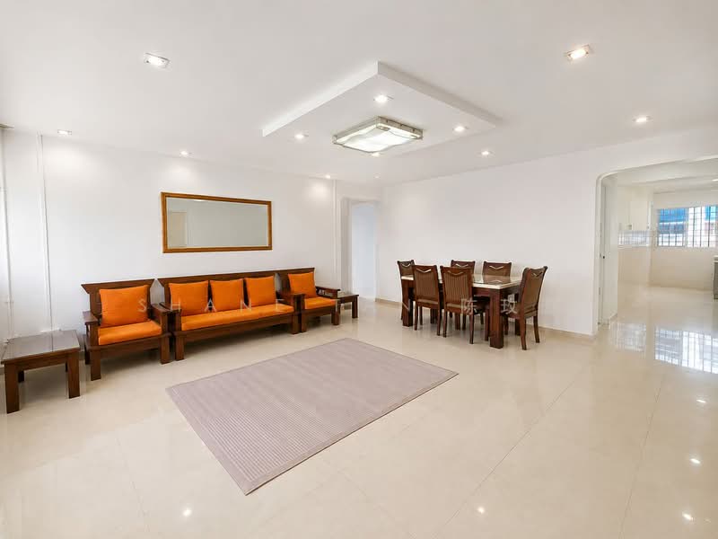 334 Hougang Avenue 5, 334 Hougang Avenue 5, 3 Bedrooms, 1,119 sqft, HDB Flat For Sale, by Shane Tan 陈玫璇, 500220512 - Living Room - PropertyGuru.com.sg